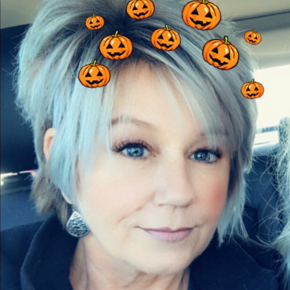 Meet your Posher, Tonya